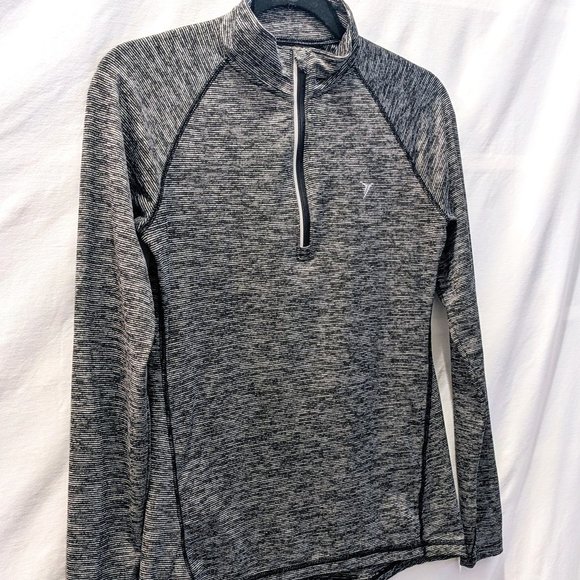 Women's Athletic Long Sleeve Shirt - Picture 1 of 4